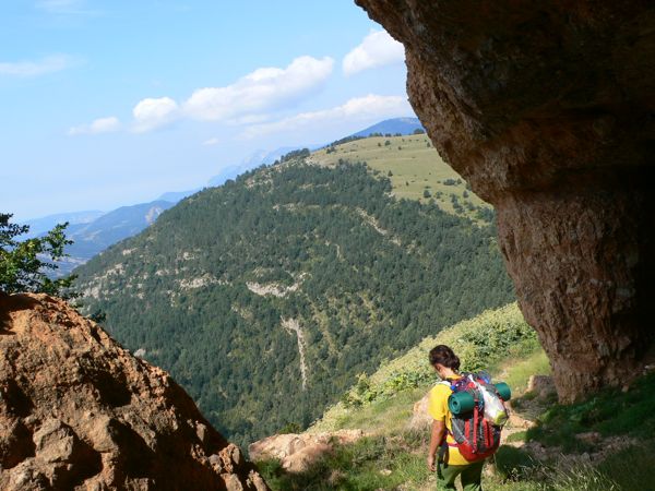 Oquedades al pie de la Gallina Pelada 