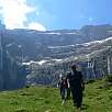 Otra vista de las altas paredes del circo / Ruta a pie Grande Cascade | Gavarnie 