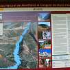 Plafón informativo al inicio de la ruta / Ruta a pie Camino natural de Montfalcó al congost de Mont-rebei 