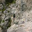 El puente tibetano. Ya hemos enlazado con la ferrata del Castillo 