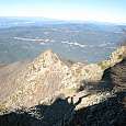 Iniciamos el descenso de les Agudes por el GR-5.2 