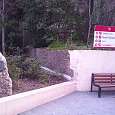 Placa conmemorativa a mosén Oliveres en Montserrat 