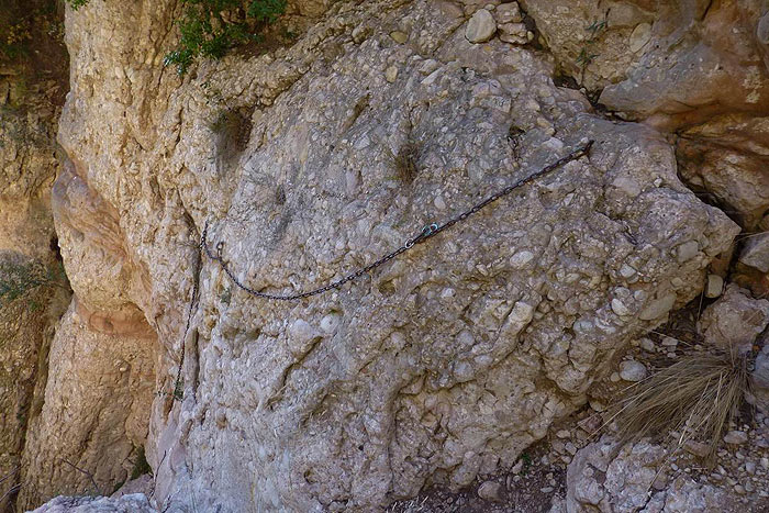 Primeras cadenas de subida al Torrent Fondo