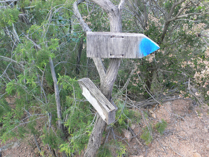 Desvío -azul vía ferrata blanco escape- 