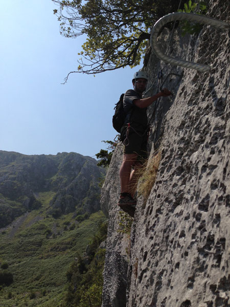 Ladeamos a la izquierda 