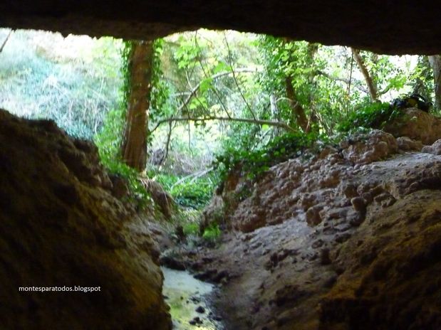 Cueva del huerto (© Montañismo para todos) 