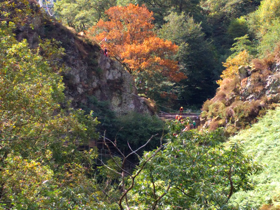 Detalle de la zona de la presa donde hay también una mini vía ferrata 