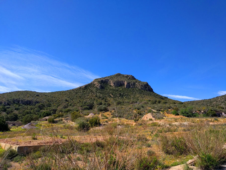 Nos dirigimos a la cara norte del Cabezo la Porpuz 