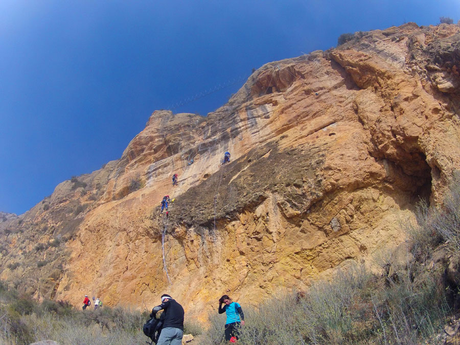 Al pie de la vía ferrata Cágate Lorito 