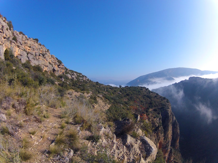 Seguimos el sendero para el regreso si no hacemos el tramo de bajada 