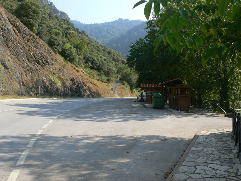 En la carretera CA-185 encontramos la caseta de información 