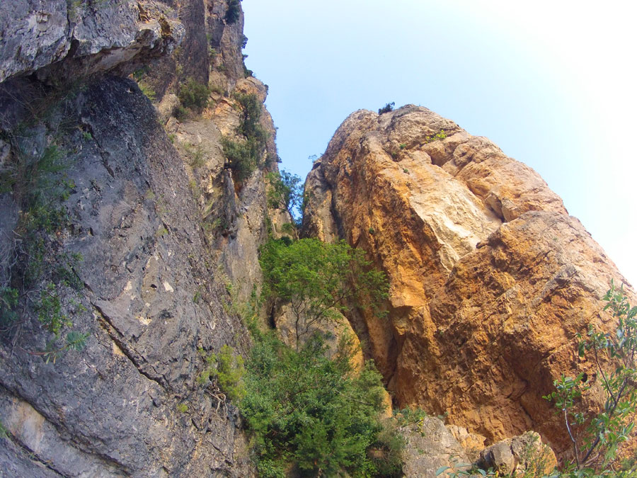 Entramos en la canal donde encontraremos la primera cadena 