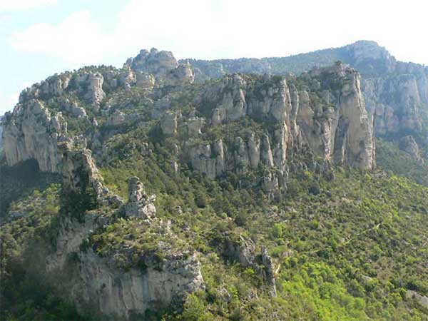 Vistas a la Causse Méjean y al camino de las Cornisas 