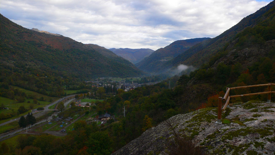 Desde el mirador con vistas a Les 