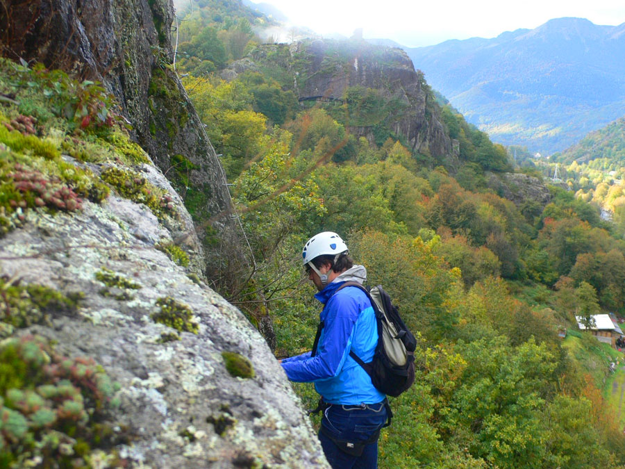Siguiente tramo de pared con vistas al Malh dera Torreta 