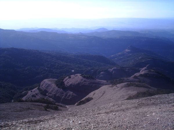Els Cortins desde su hermano mayor el Montcau (1.056 m.) 