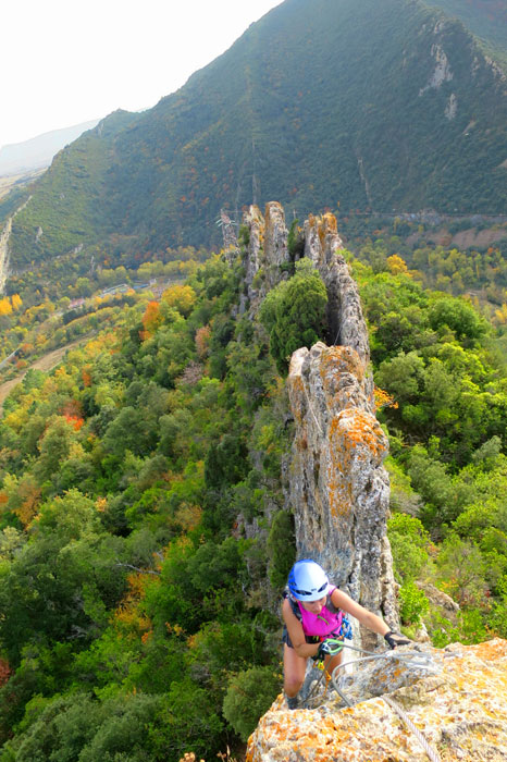 Vista atrás donde se aprecia la afilada cresta 