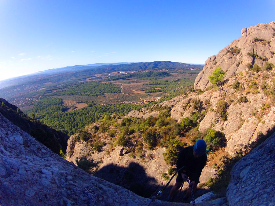 Vista desde lo alto de la zona de grapas de plástico 