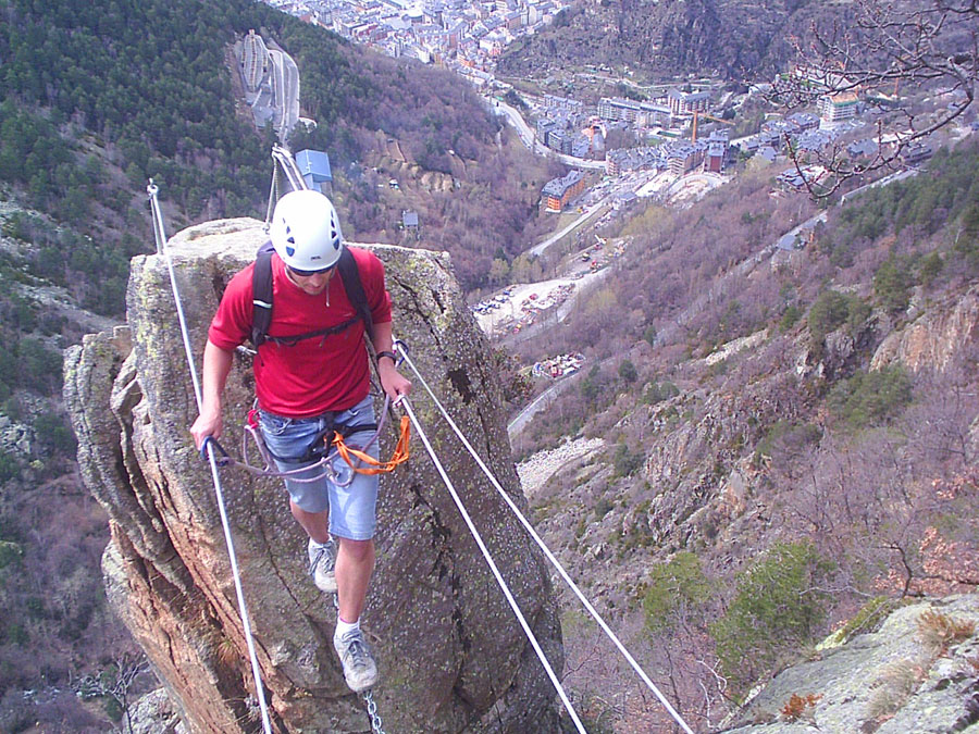 Cruzando el puente tibetano 
