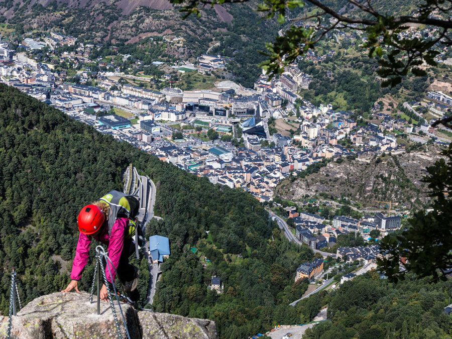Otra vista del puente tibetano (Comú d
