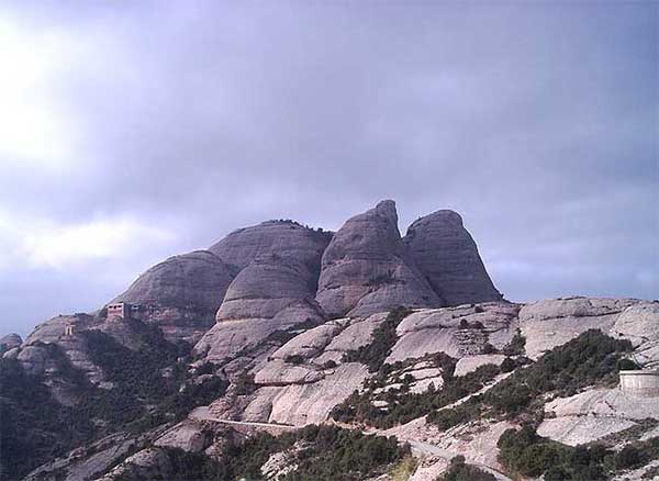 El Plà de Taràntules con Sant Joan y la Gorra Frígia al Fondo (2006) 