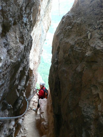 Saliendo de la Grotte de l Ogive 