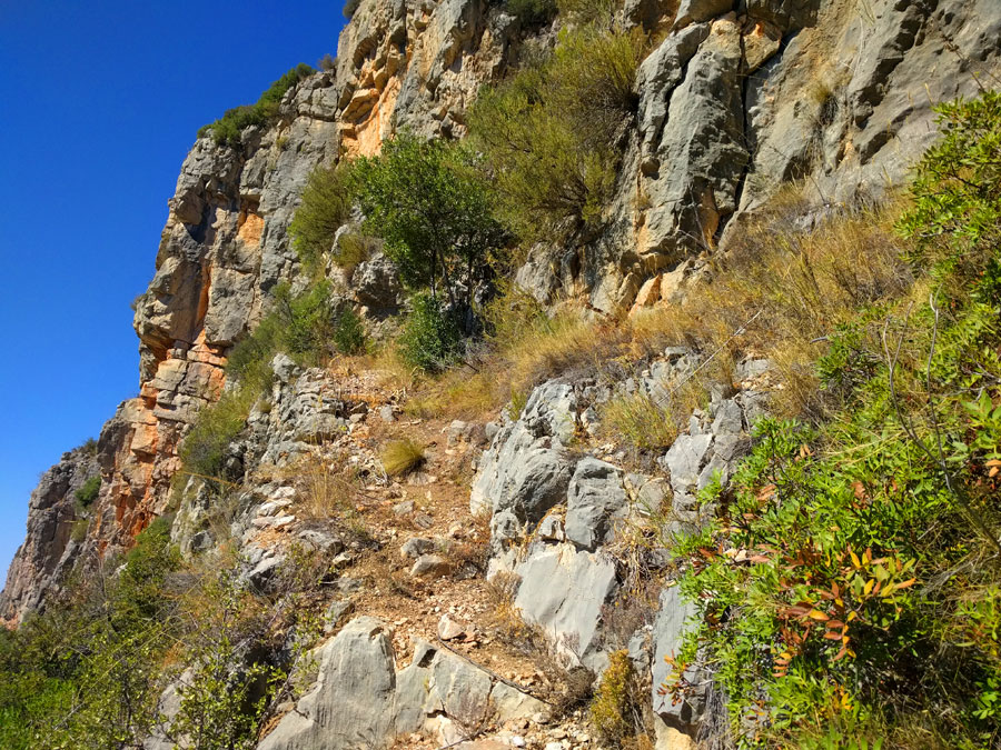Entramos en el zig-zag del grau de la Guineu 
