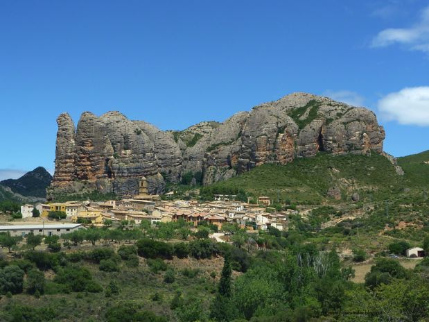 Los Mallos de Agüero (© Montañismo para todos) 