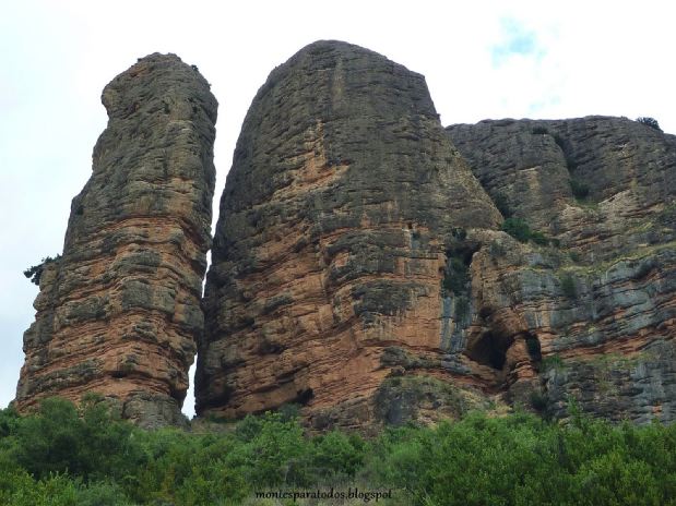 Los Mallos (© Montañismo para todos) 