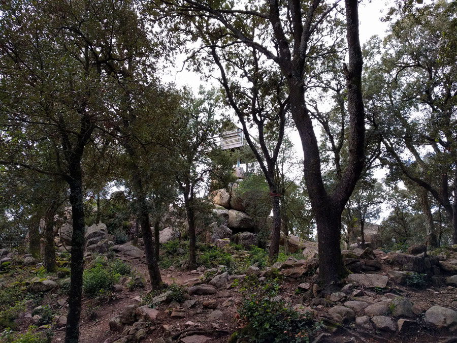 Casa vigía en el Puig de les Cadiretes 