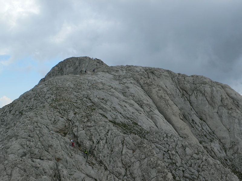 Otra vista de la cima -parece cerca...- 