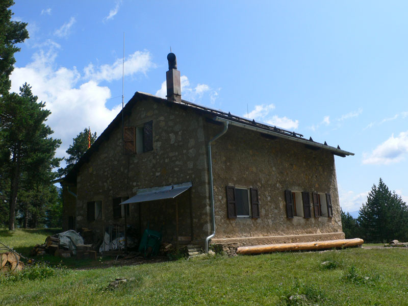 Dejamos atrás el refugio Lluís Estasen 