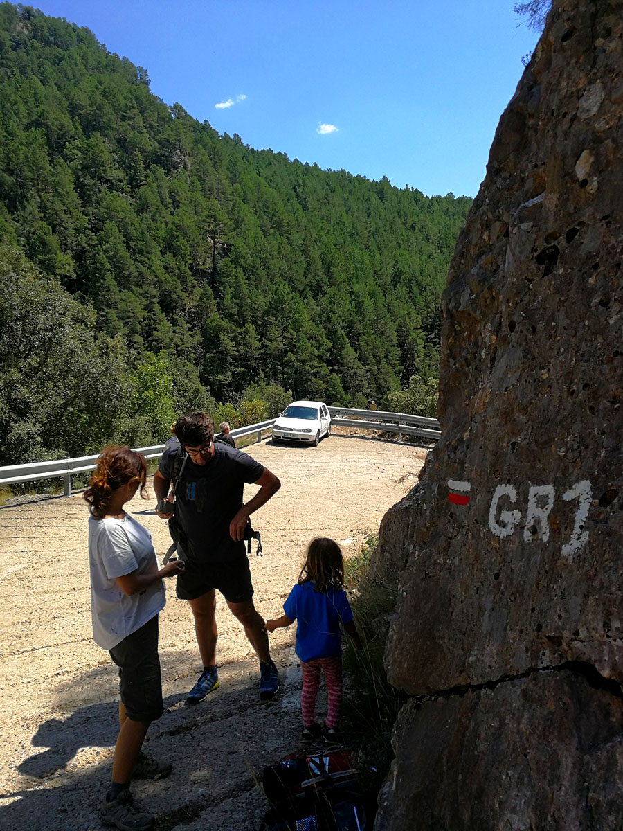 Señal de GR1 en la carretera 