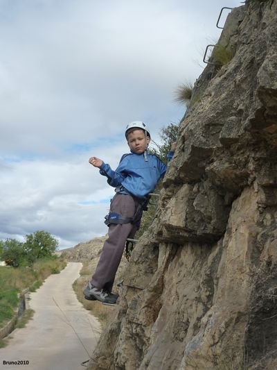 Primer tramo pista a Chodes (© Montañismo para todos) 