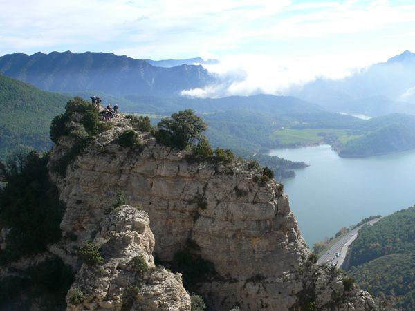 Vista atrás hacia la primera aguja 