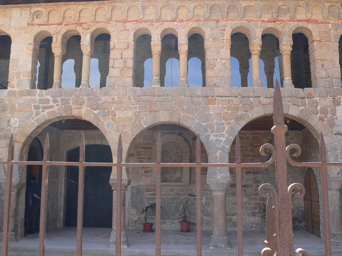 La Porta Ferrada -solo por el nombre merece la visita- 