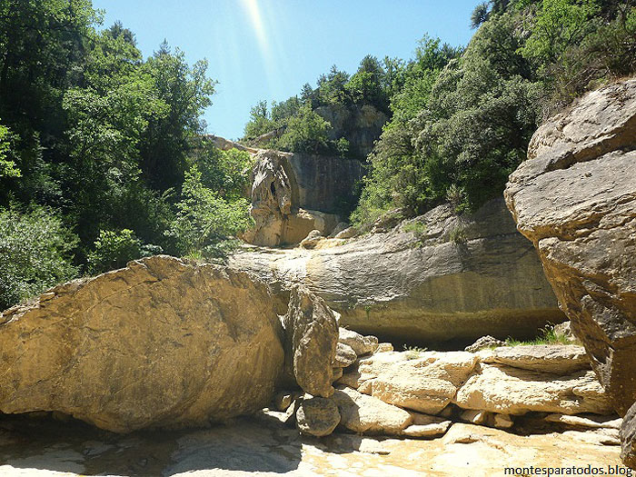 Cascada del Confesionario o del Coñolmundo (© Montañismo para todos) 