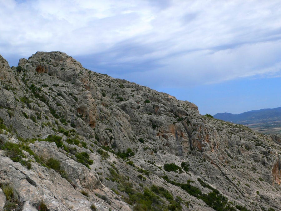 Desde el collado mirando hacia las vías ferratas 