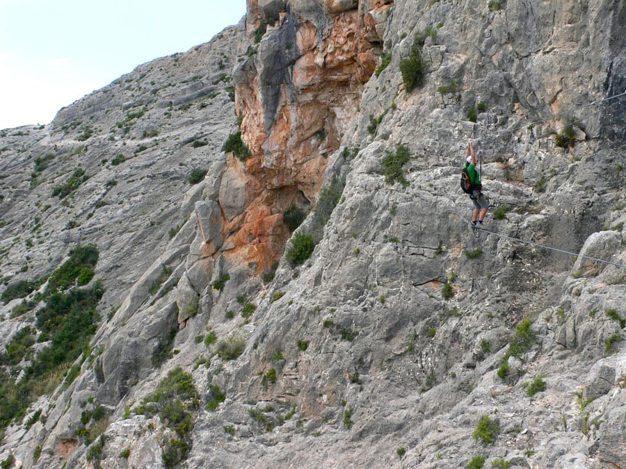 Cruzando el puente nepalí 