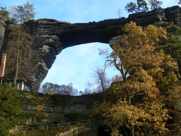 Vista del Pravcická Brána desde el puente 