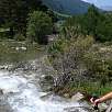 Pasarela sobre el río / Ruta a pie Sant Nicolau entrada a Aigüestortes 