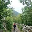 Camino embarrado hasta Can Jan de la Llosa / Ruta a pie Camí dels Bons Homes 