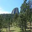 Devils Tower cara este / Ruta a pie Devils Tower 