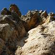 Vías de escalada en la cara este (© Montañismo para todos) 