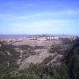 Rodeando el Montcau con vistas a Les Finestrelles 
