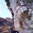 Primer paso vertical de la vía ferrata 