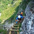 Escalera de madera del Pas dels Escarrissons - Ampliación 2015- (© Mario Masip) 