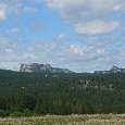Vista lejana del Monte Rushmore 