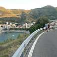 Descendemos por la carretera con el ojo puesto en Portbou 