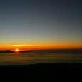 El amanecer nos atrapa cerca de la cima 